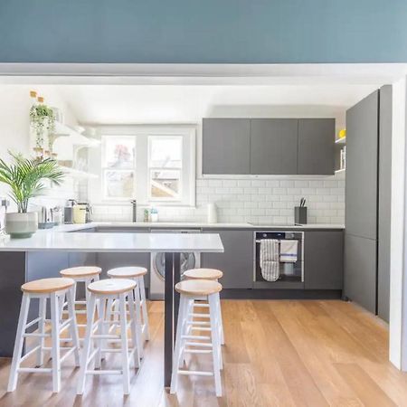 Luxuriously Designed 3 Bedroom Apartment In Clapham Londra Exterior foto